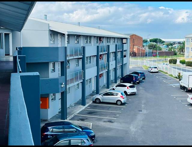2 BEDROOM APARTMENT FOR SALE IN THORNTON